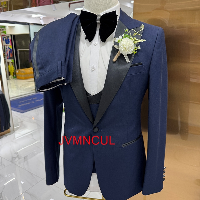 Elegant Formal Men'S Wear - メンズ 3 ピース スーツ スリム フィット