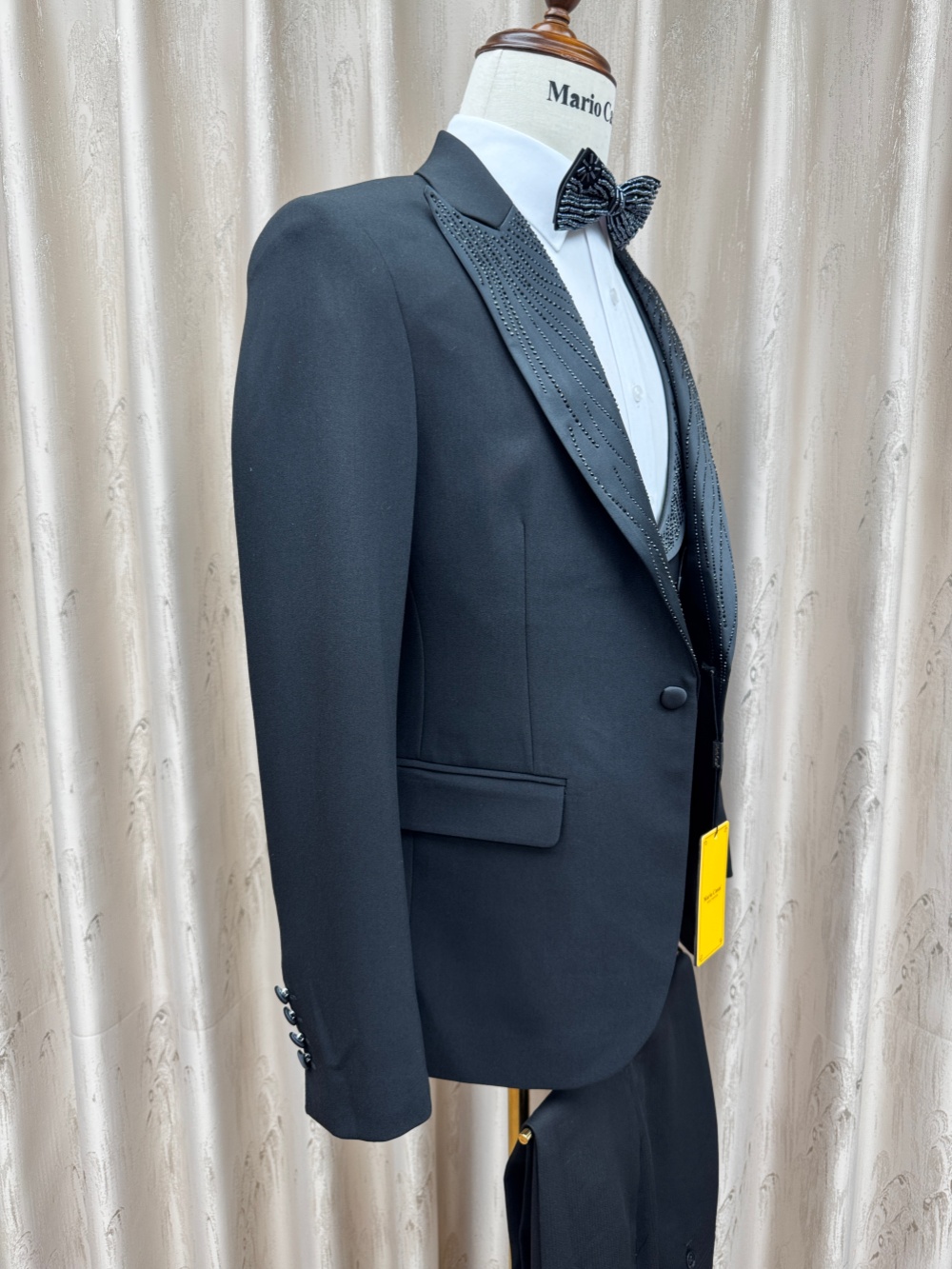 上品なフォーマルメンズスーツ3ピースセット 結婚式新郎用セッ - Men Formal Wear For Wedding のレビューと価格
