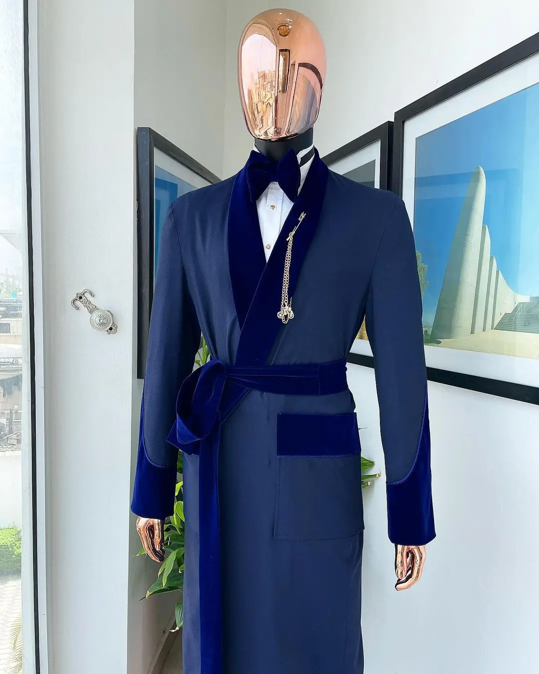メンズテーラーメイドロイヤルブルースーツ、ベルト付きロングジ - Men Formal Wear For Wedding のレビューと価格